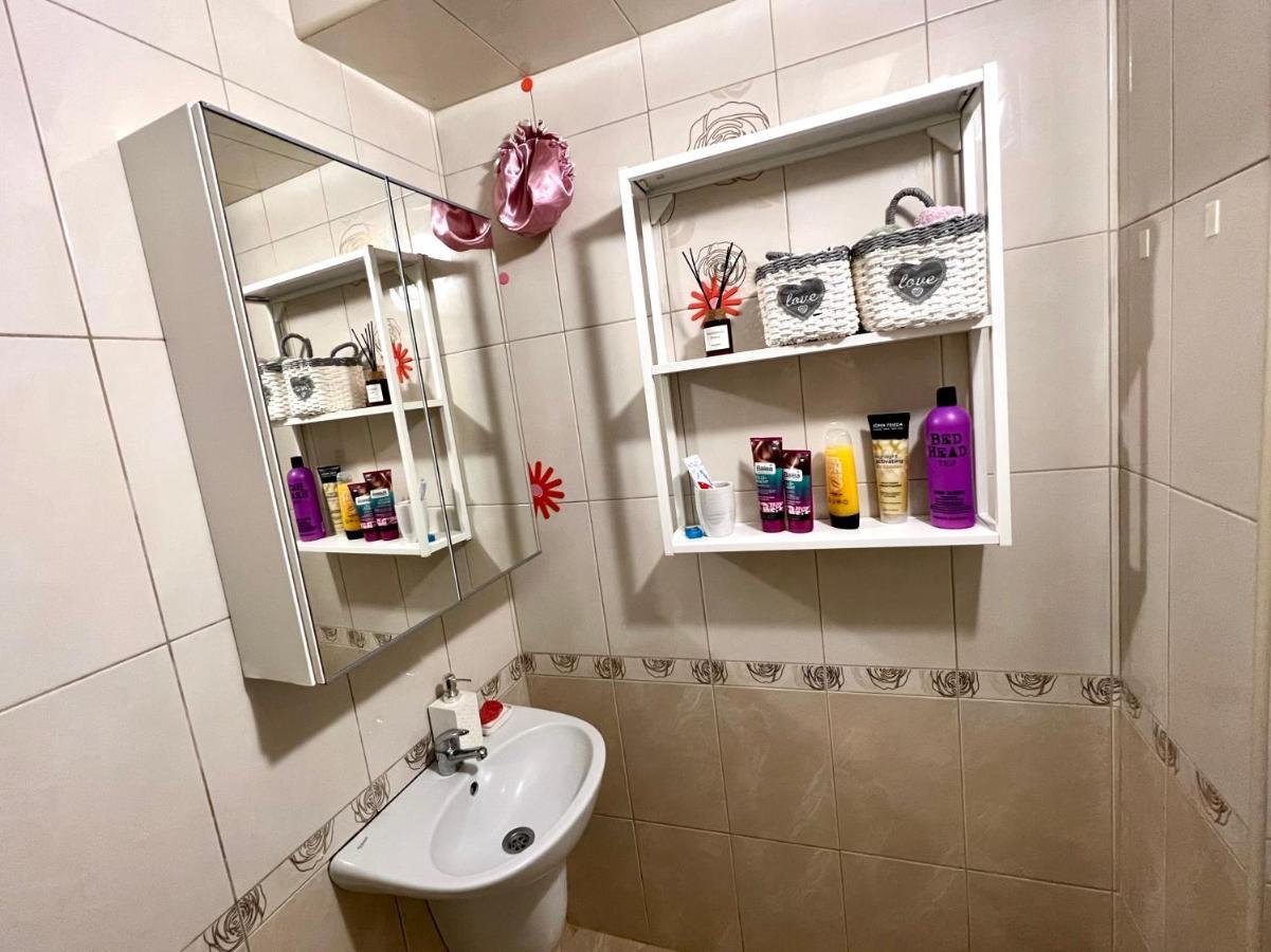 Town Place Apartment Kŭrdzhali Dış mekan fotoğraf